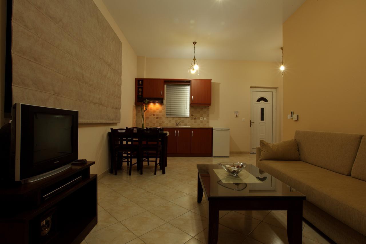 Pantheon Hotel & Suites Nerotriviá Room photo